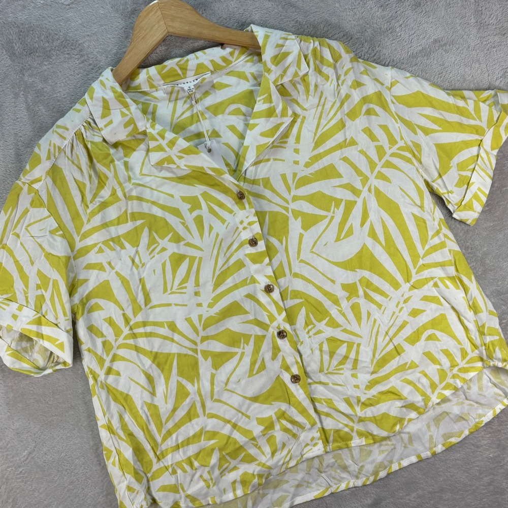 Jane + Delancey Women's Palm Print Relaxed Fit Button-Up Shirt Top Size M NWT